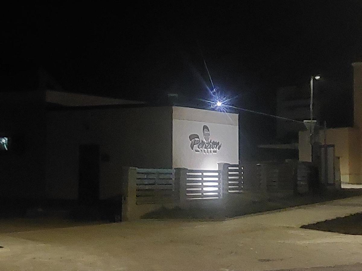 Penzion Tosa Klášterec nad Ohří Kültér fotó